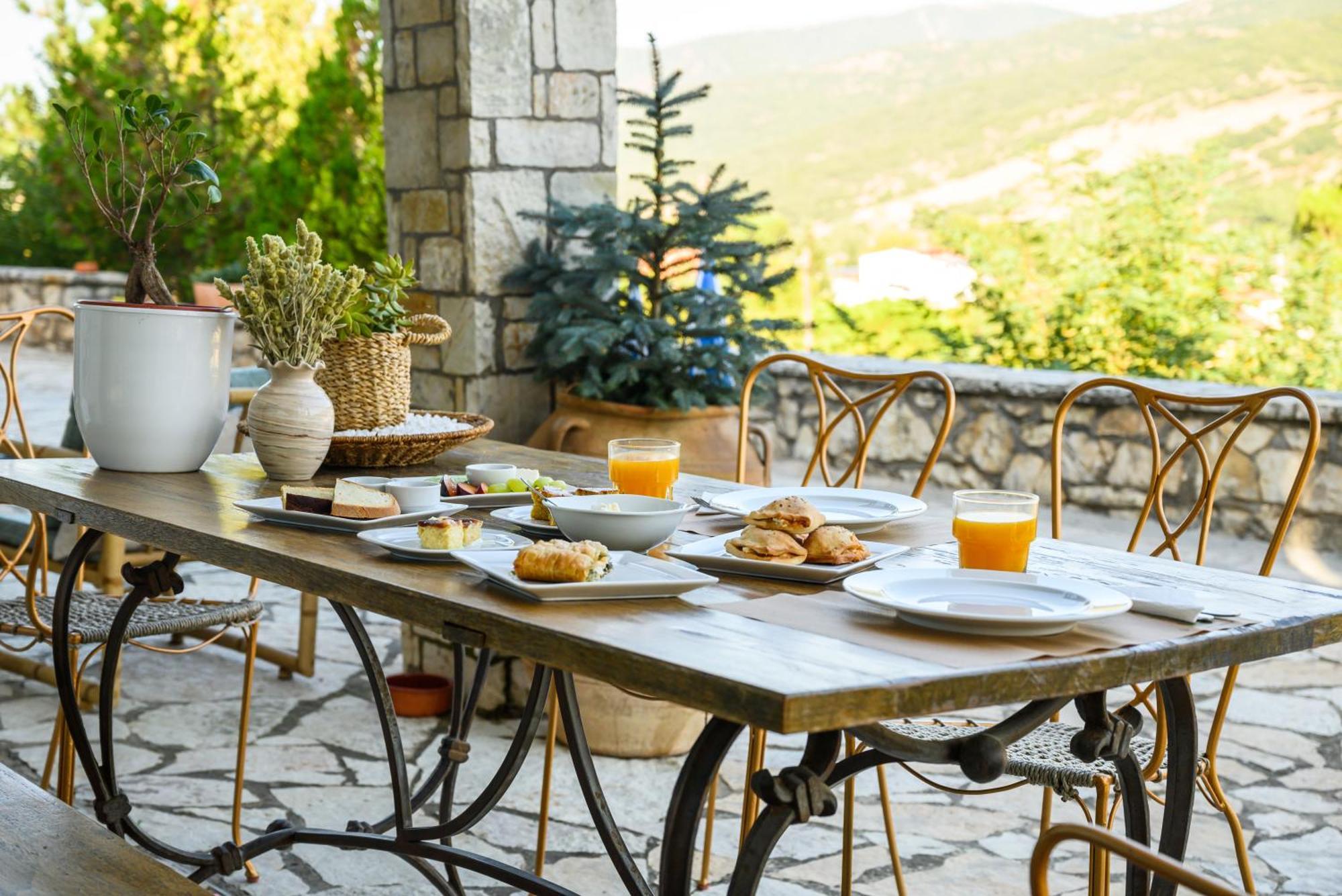 Kalavrita Botanica Hotel & Spa Экстерьер фото